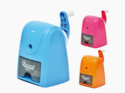 Taille-crayon avec manivelle