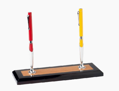 Porte stylos en bois